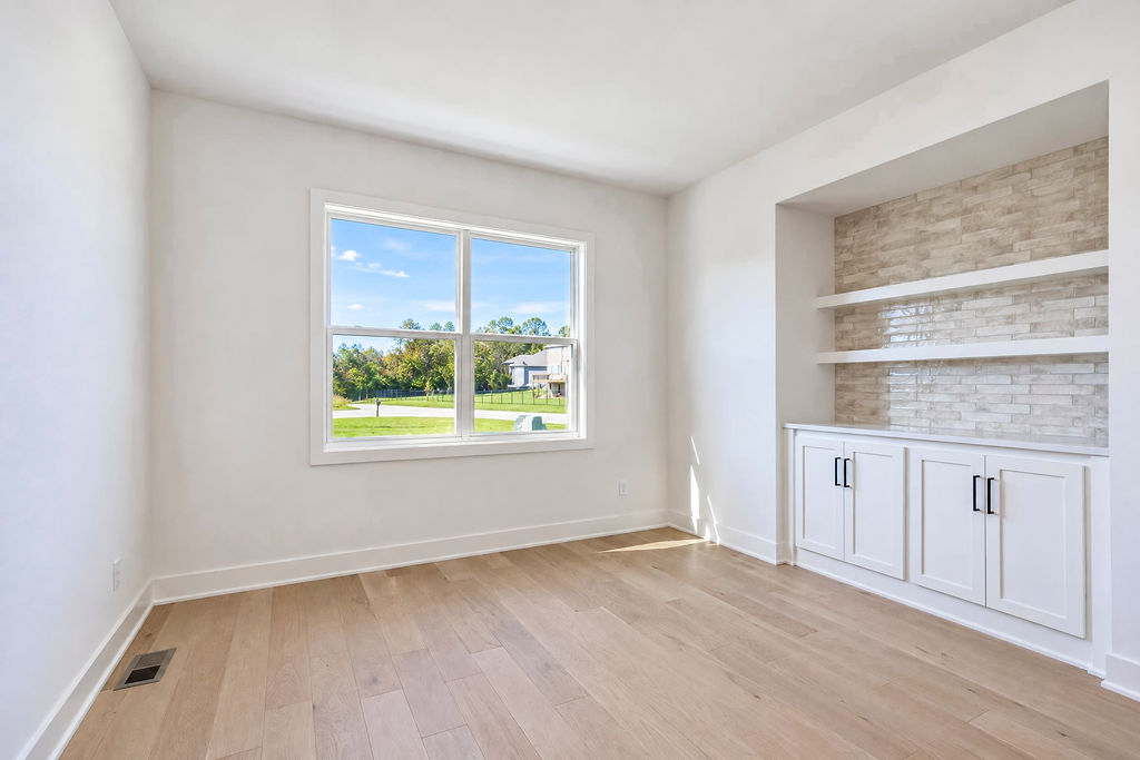2700 NE Wheatley Dr., Blue Springs MO