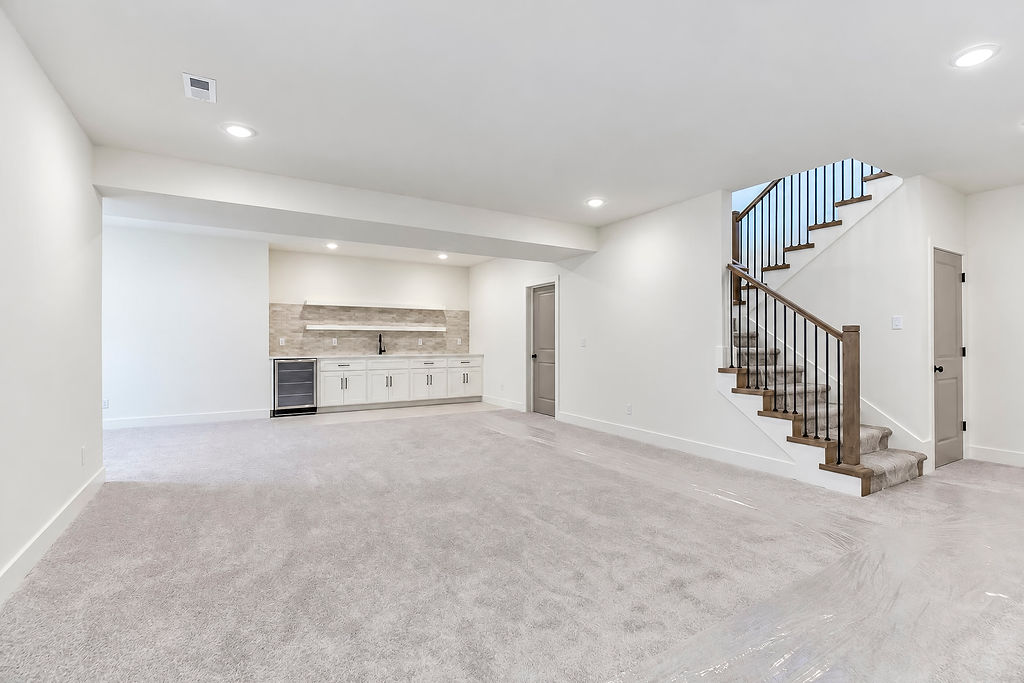 2700 NE Wheatley Dr., Blue Springs MO